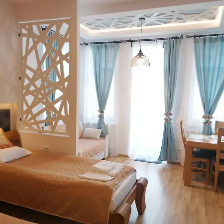 Cis Przy Deptaku * Krynica-Zdrój