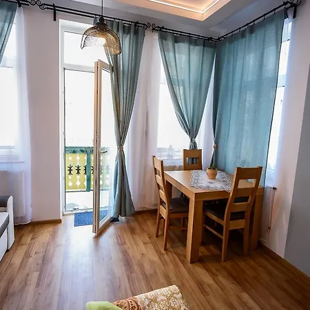 Cis Przy Deptaku Lejlighed *