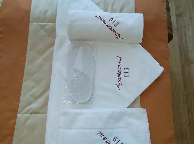 Cis Przy Deptaku * קריניצה זדרוי